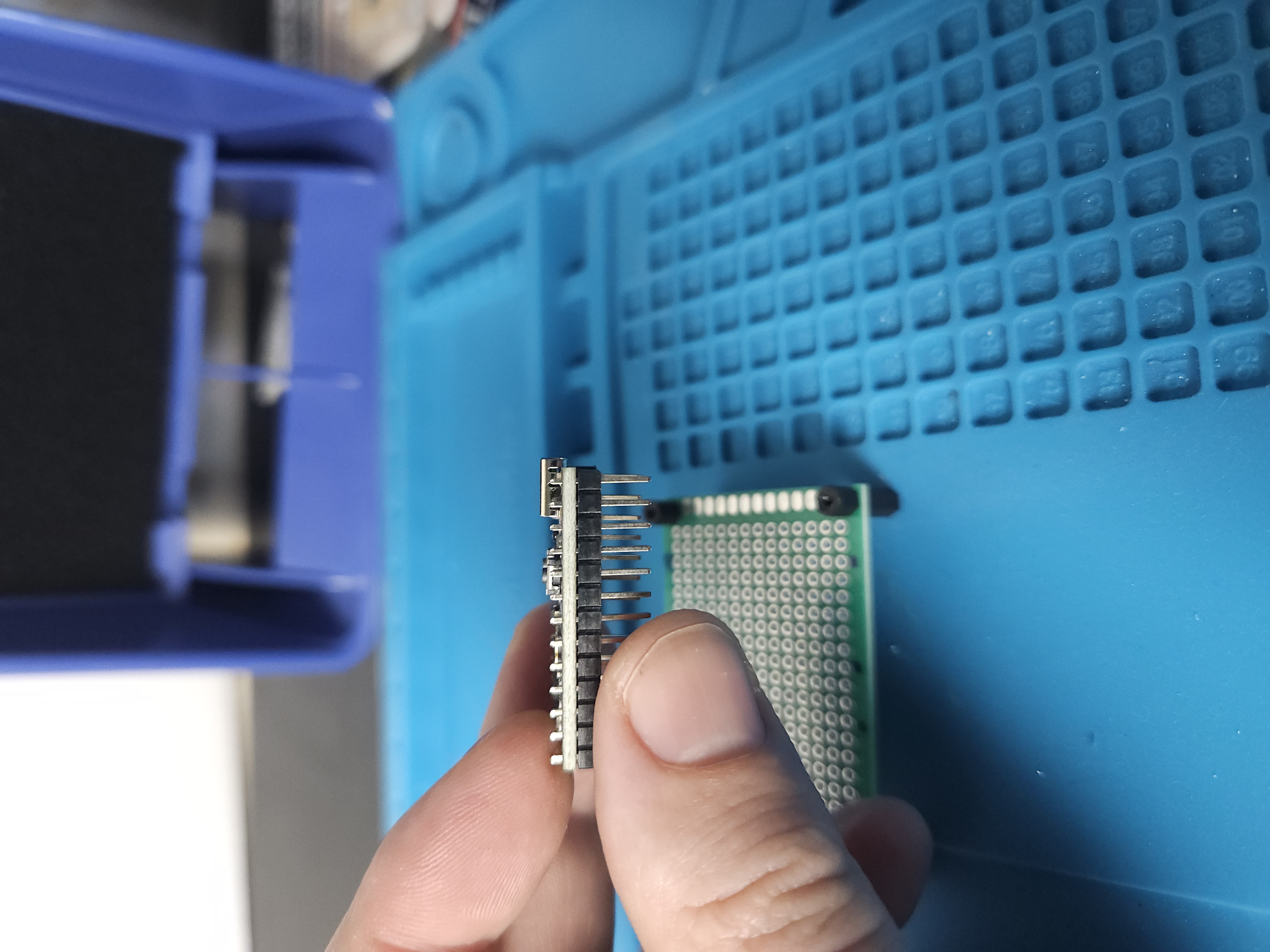Header pins orientation